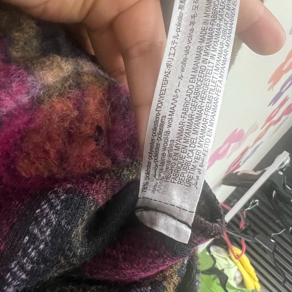 Zara Plaid Red Wool Blend Overshirt Bloggers Favorite Size XS-S - Picture 5 of 9